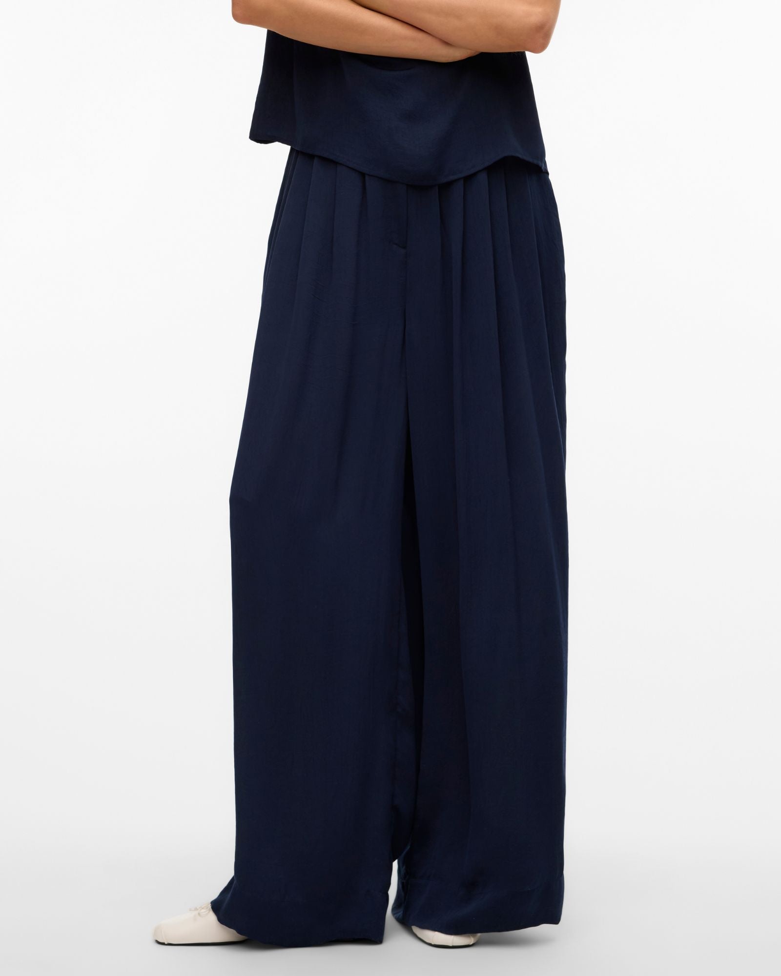 AWSHANNA WIDE LEG PANTS